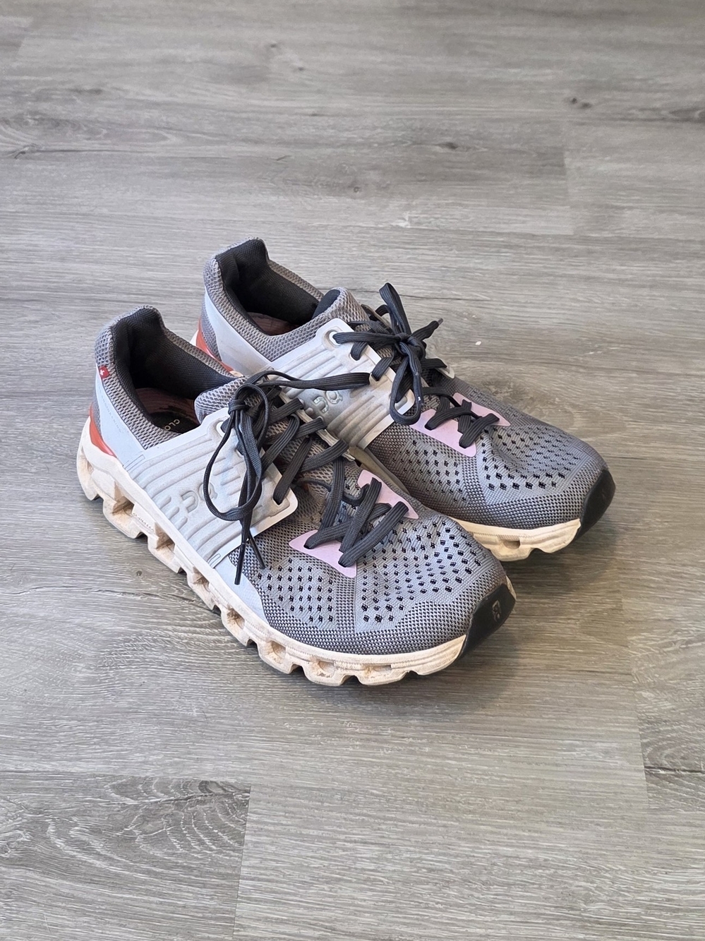 On Cloud Womens Cloudswift Lavender Lilac Gray Running Shoes Sneakers Size 8